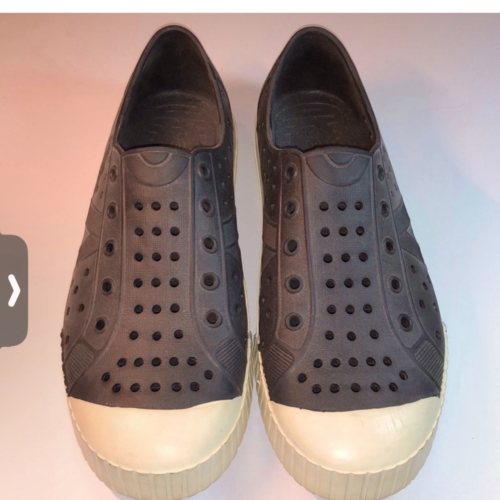 Pex High Quality Rubber Black Shoes